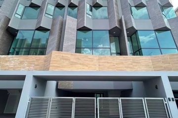 3 Bedroom Townhouse for rent in The Park Lane Sukhumvit - Bearing, Bang Na, Bangkok