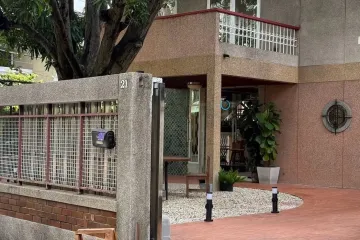 5 Bedroom House for rent in Baan Suan Charoenjai, Khlong Tan Nuea, Bangkok