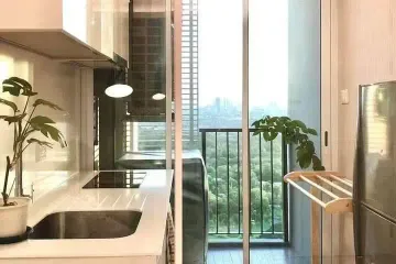 1 Bedroom Condo for rent in The Saint Residences, Chom Phon, Bangkok near MRT Phahon Yothin