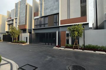 3 Bedroom House for rent in BuGaan Krungthep Kreetha, Hua Mak, Bangkok near MRT Si Burapha