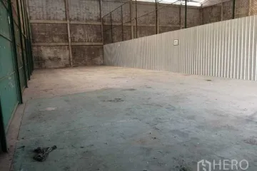 Warehouse / Factory for rent in Dokmai, Bangkok
