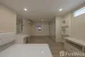 2 Bedroom Condo for Sale or Rent in The Emporio Place, Khlong Tan, Bangkok near BTS Phrom Phong