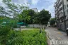Land for sale in Chan Kasem, Bangkok near MRT Chankasem