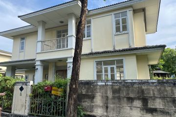 3 Bedroom Townhouse for sale in Khlong Chan, Bangkok