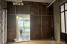 Commercial for rent in Khlong Tan Nuea, Bangkok