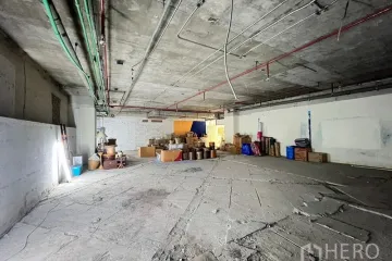 Commercial for rent in Khlong Toei, Bangkok near MRT Queen Sirikit National Convention Centre