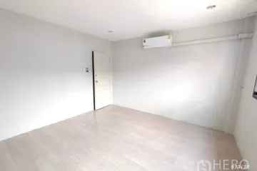 Commercial for rent in Sam Sen Nai, Bangkok near BTS Saphan Kwai