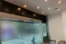 Commercial for rent in Khlong Tan Nuea, Bangkok