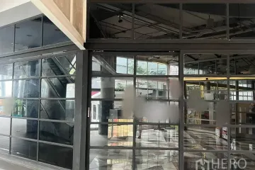 Commercial for rent in Khlong Tan Nuea, Bangkok