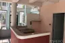 Commercial for rent in Khlong Tan Nuea, Bangkok