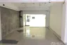 Commercial for rent in Khlong Tan Nuea, Bangkok