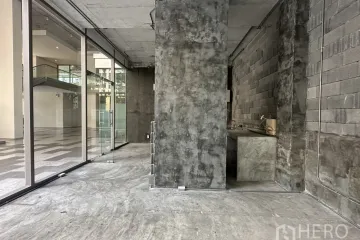 Commercial for rent in Bang Chak, Bangkok near BTS Punnawithi