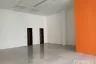 Commercial for rent in Khlong Tan Nuea, Bangkok
