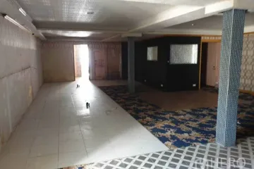 Commercial for rent in Khlong Tan Nuea, Bangkok