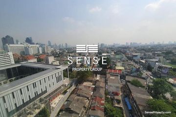 4 Bedroom Condo for sale in Wat Phraya Krai, Bangkok