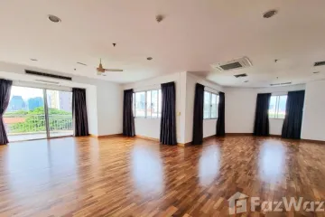 3 Bedroom Apartment for rent in Baan Suan Plu, Thung Maha Mek, Bangkok