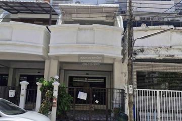 4 Bedroom Townhouse for rent in Phlapphla, Bangkok