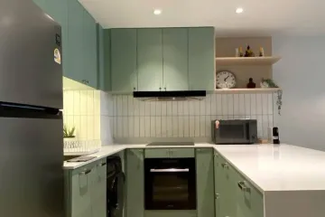 1 Bedroom Condo for rent in Baan Ploenchit, Lumpini, Bangkok near BTS Nana