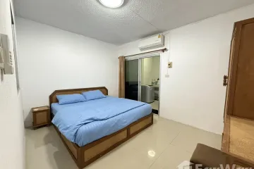 1 Bedroom Condo for rent in SR Complex condo, Nong Pa Khrang, Chiang Mai