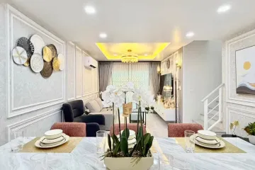 3 Bedroom Townhouse for sale in Bang Lamung, Chonburi