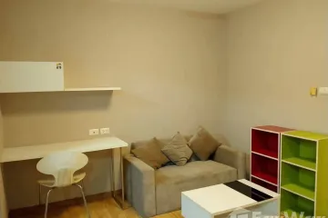 1 Bedroom Condo for rent in The Trust Residence Ratchada-Rama 3, Chong Nonsi, Bangkok