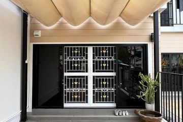 2 Bedroom Townhouse for rent in Nong Pa Khrang, Chiang Mai