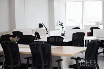 Office for rent in Yan Nawa, Bangkok near BTS Sueksa Witthaya