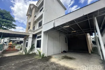 Warehouse / Factory for sale in Bang Bua Thong, Nonthaburi