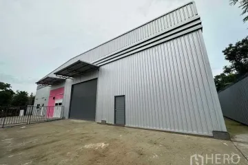 Warehouse / Factory for rent in Phraek Sa, Samut Prakan