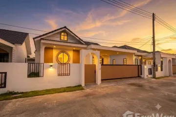 3 Bedroom House for rent in Randarin Home, Hang Dong, Chiang Mai
