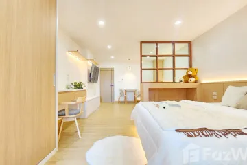 Condo for sale in SR Complex condo, Nong Pa Khrang, Chiang Mai