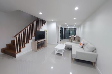 2 Bedroom Townhouse for rent in Ton Pao, Chiang Mai