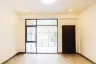4 Bedroom Townhouse for sale in Phlapphla, Bangkok near MRT Lat Phrao 83