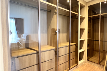 2 Bedroom Condo for rent in Via 61, Khlong Tan Nuea, Bangkok near BTS Ekkamai