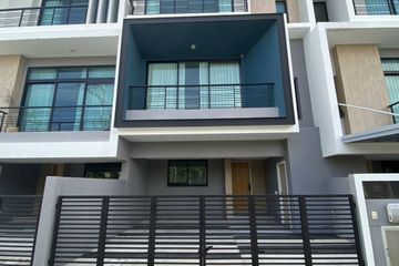 3 Bedroom Townhouse for rent in Nirvana Define Krungthep Kreetha, Hua Mak, Bangkok