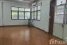 2 Bedroom House for sale in Bang Khae Nuea, Bangkok near MRT Bang Khae