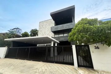 5 Bedroom House for Sale or Rent in Sarin Park, Wong Sawang, Bangkok near MRT Wong Sawang