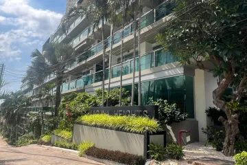 2 Bedroom Condo for Sale or Rent in Na Kluea, Chonburi