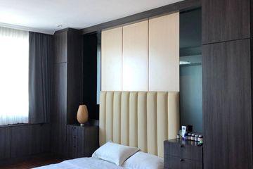 2 Bedroom Condo for rent in Royal River Place, Bang Phong Pang, Bangkok