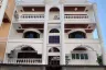 5 Bedroom Townhouse for rent in Khlong Tan Nuea, Bangkok