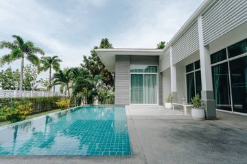 3 Bedroom Villa for sale in Chaum Haus, Cha am, Phetchaburi