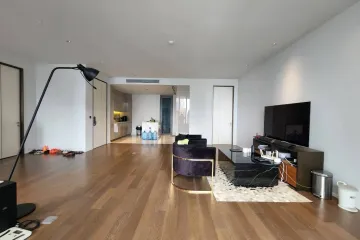 3 Bedroom Condo for sale in Kraam Sukhumvit 26, Khlong Tan, Bangkok near BTS Phrom Phong