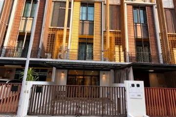 4 Bedroom House for rent in Flora Marigold, Chong Nonsi, Bangkok
