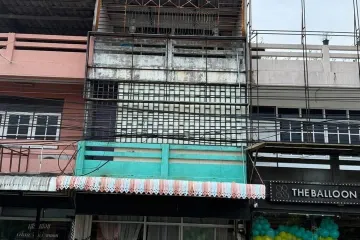 6 Bedroom Townhouse for sale in Nong Prue, Chonburi