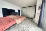 2 Bedroom Condo for sale in Markland, Na Kluea, Chonburi