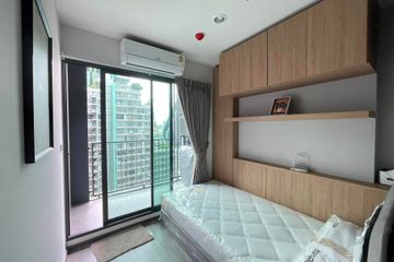 2 Bedroom Condo for rent in Si Phraya, Bangkok near MRT Sam Yan