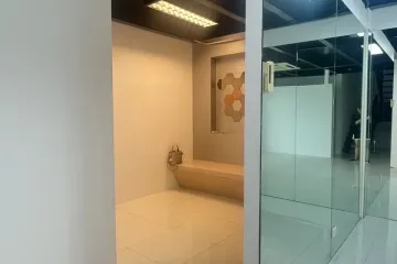 Office for rent in Khlong Toei, Bangkok near MRT Queen Sirikit National Convention Centre