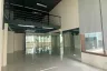 Office for rent in Khlong Toei, Bangkok near MRT Queen Sirikit National Convention Centre