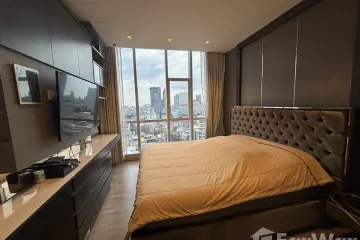 1 Bedroom Condo for sale in The Room Sathorn - TanonPun, Silom, Bangkok near BTS Surasak
