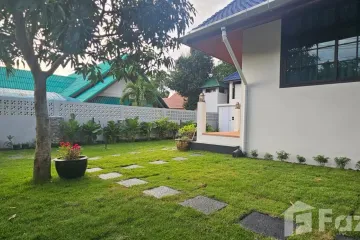 5 Bedroom Villa for rent in Rawai, Phuket